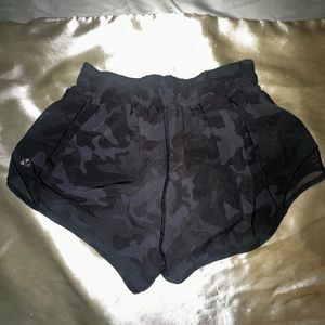 Lulu lemon hottie hot shorts